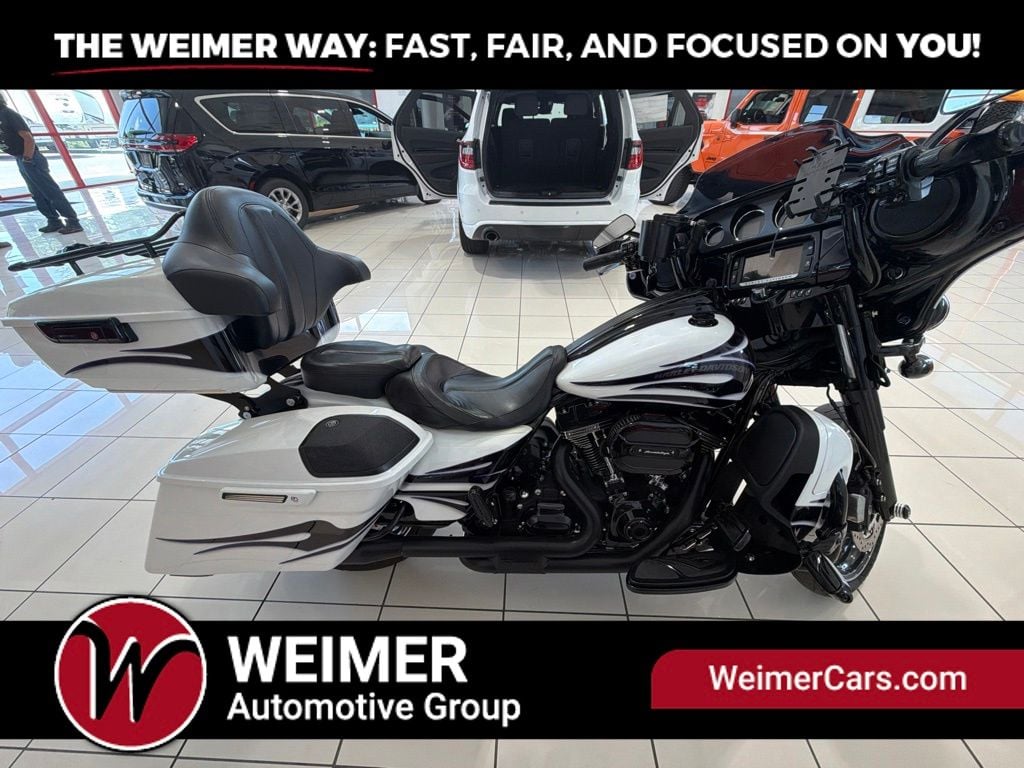 2016 Harley-Davidson Touring CVO SPECIAL Photo in Moorefield WV 26836