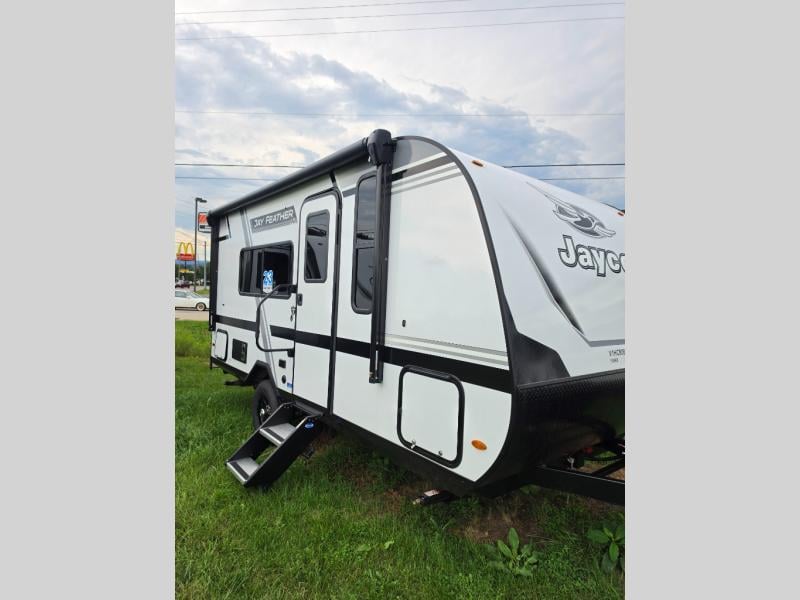 2027 Jayco Jay Feather Air 15MRB Photo in Pittsburgh PA 6583
