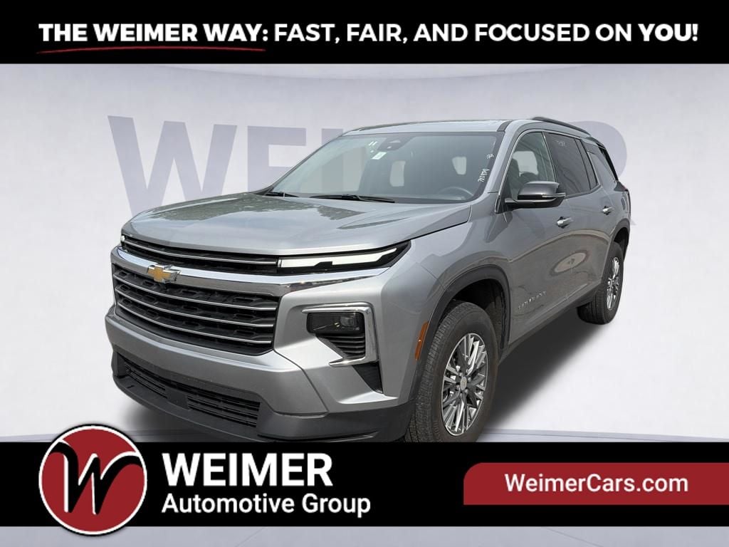 2025 Chevrolet Traverse LT Photo in Moorefield WV 26836