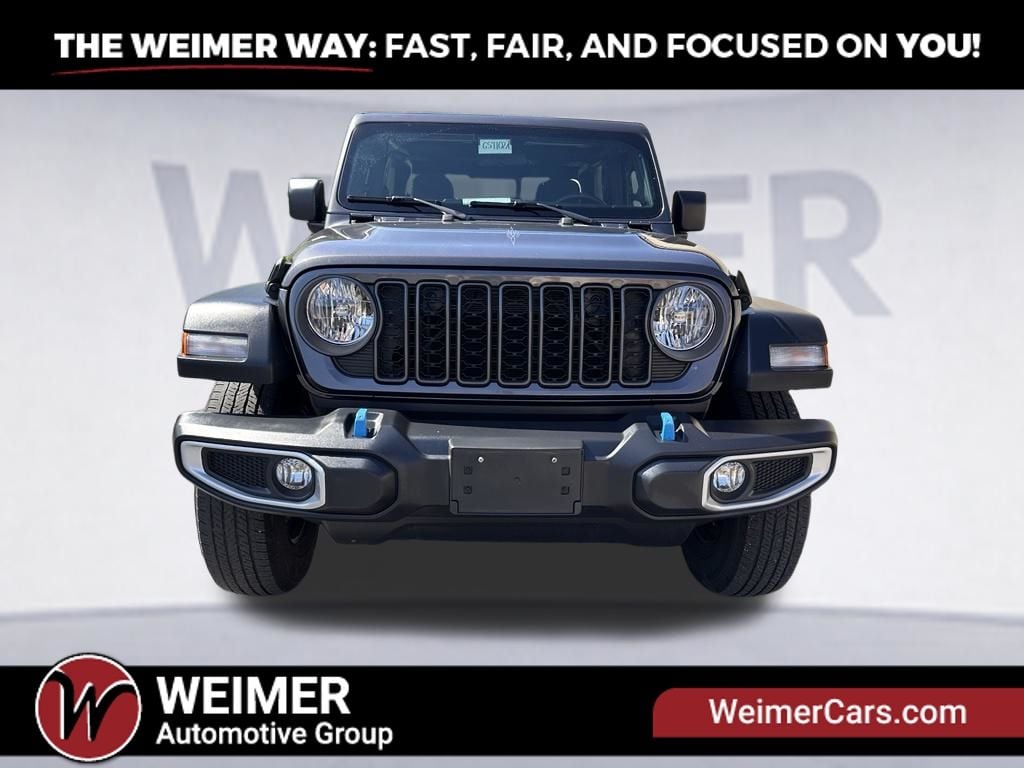 2024 Jeep Gladiator Sport Photo in Moorefield WV 26836
