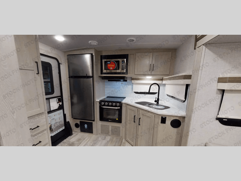 2024 Forest River RV Rockwood Ultra Lite 2614BS Photo in Pittsburgh PA 6583