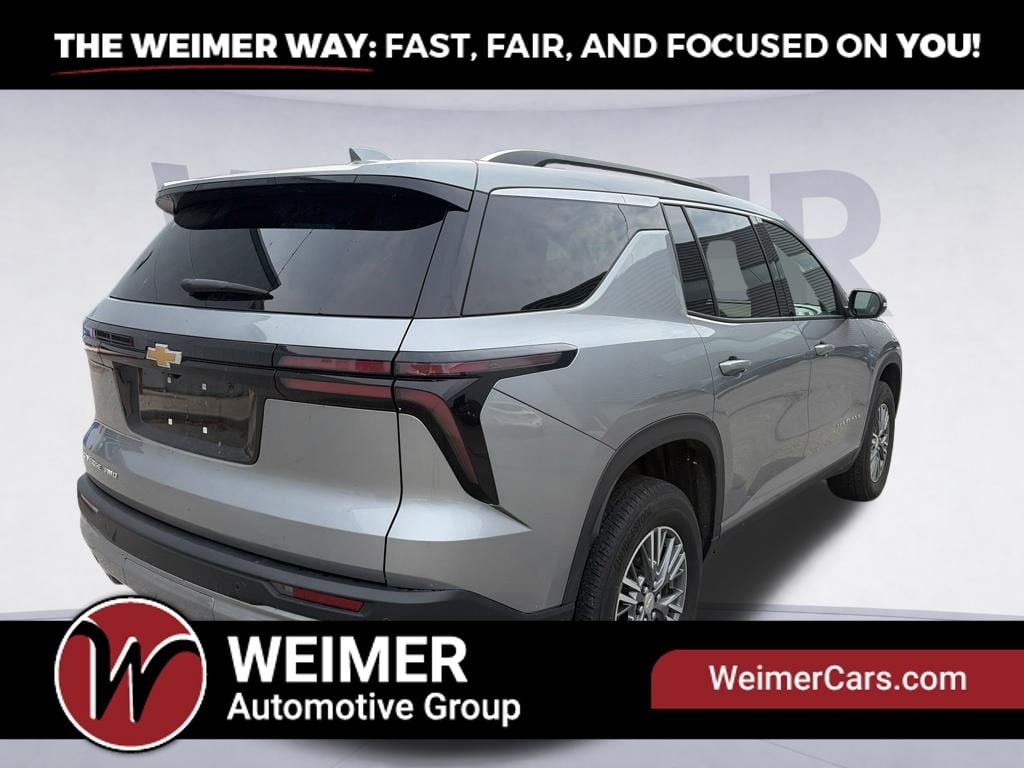 2025 Chevrolet Traverse LT Photo in Moorefield WV 26836