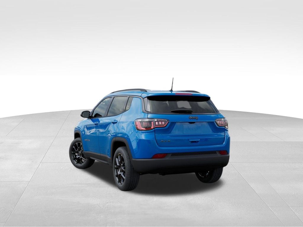 2026 Jeep Compass Latitude Photo in Moorefield WV 26836