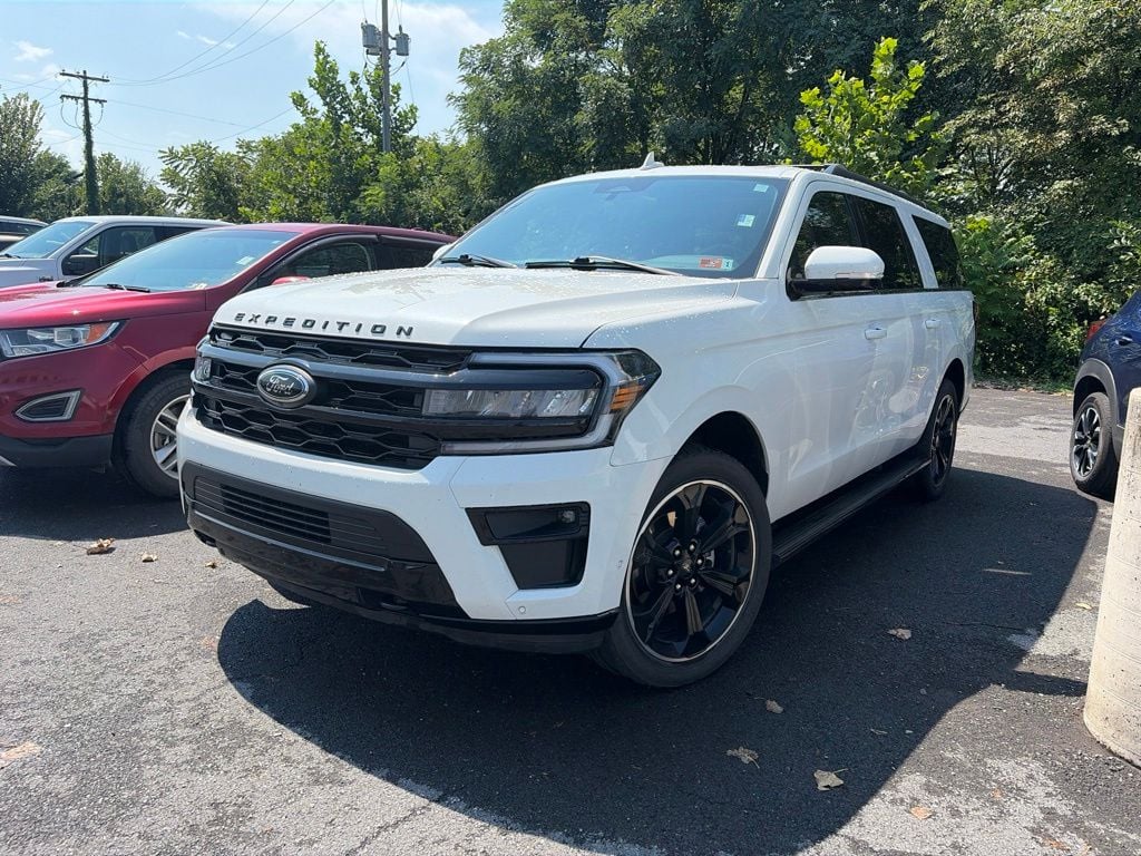 2022 Ford Expedition Max Limited Photo in Moorefield WV 26836