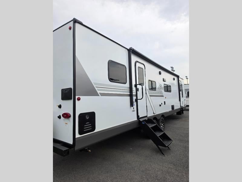 2027 Jayco Jay Flight 335BHS Photo in Pittsburgh PA 6583