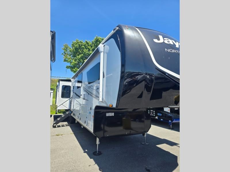2026 Jayco North Point 377RLBH Photo in Pittsburgh PA 6583