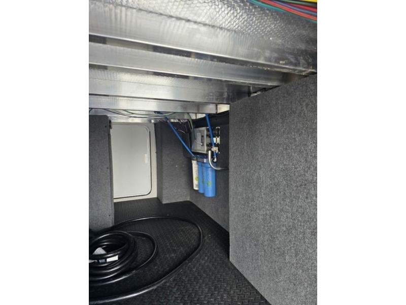 New 2026 Jayco North Point 382FLRB - photo - 6