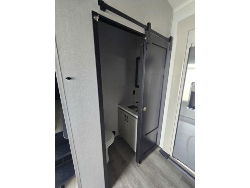 New 2026 Jayco North Point 382FLRB - photo - 23
