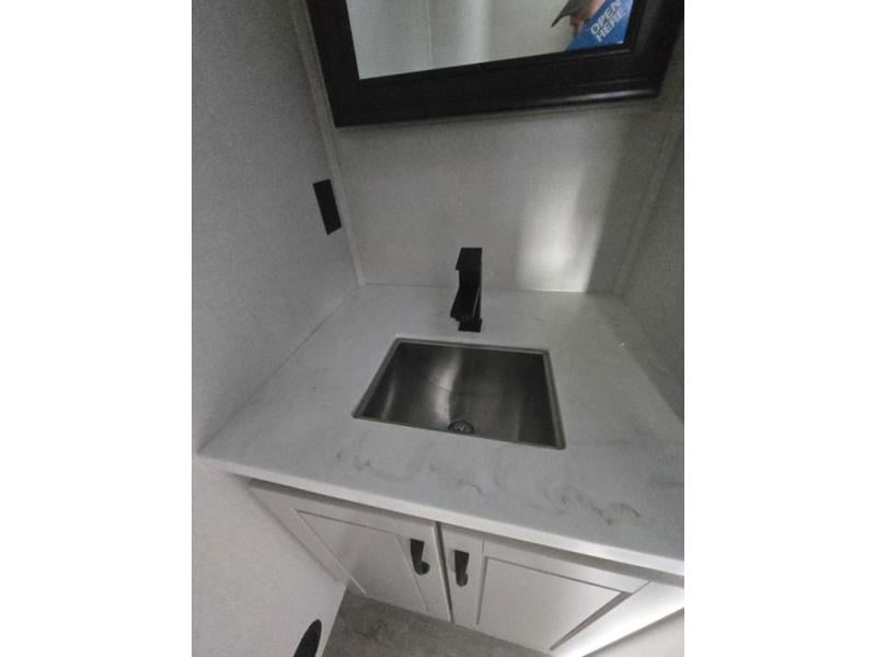 New 2026 Jayco North Point 382FLRB - photo - 26