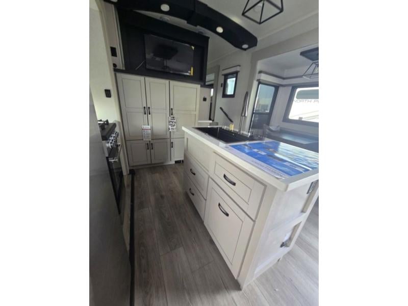 New 2026 Jayco North Point 382FLRB - photo - 35