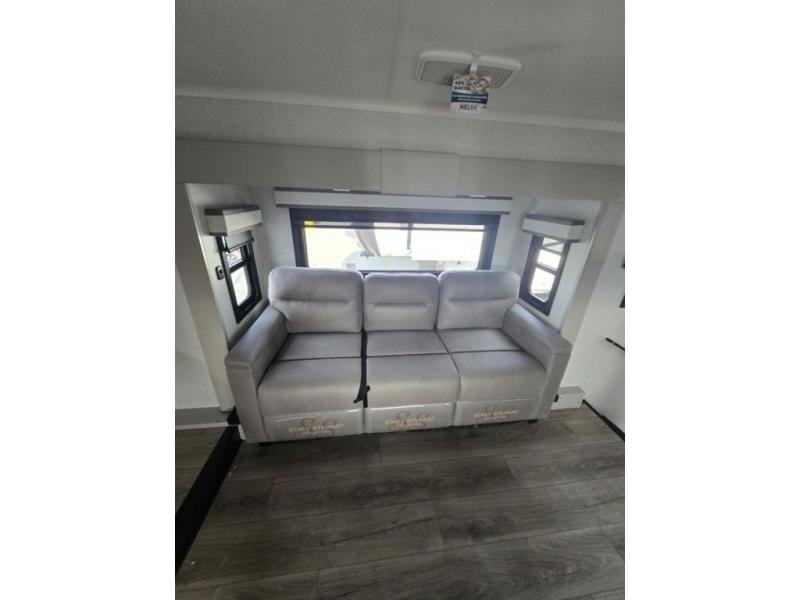 New 2026 Jayco North Point 382FLRB - photo - 48