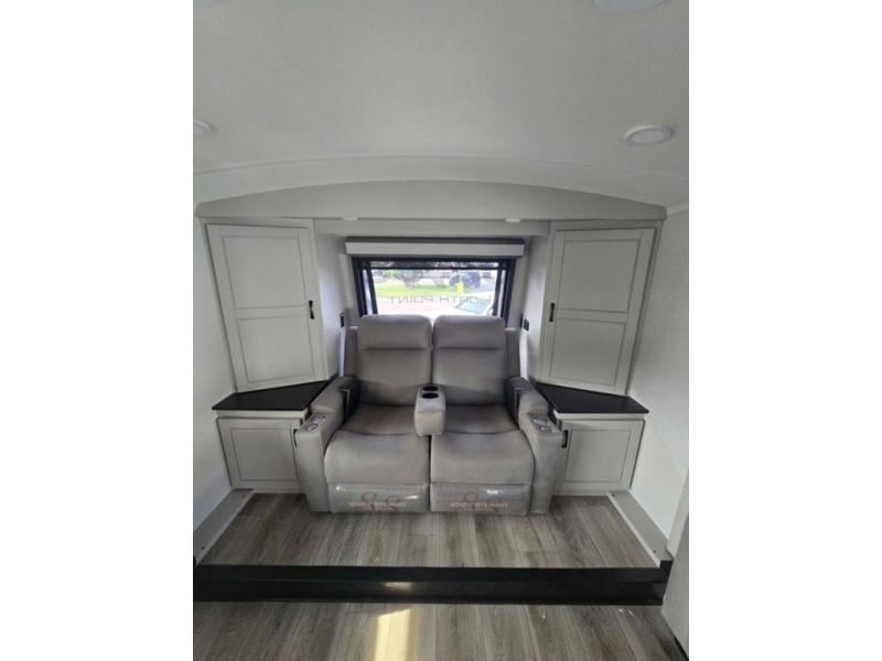 New 2026 Jayco North Point 382FLRB - photo - 49