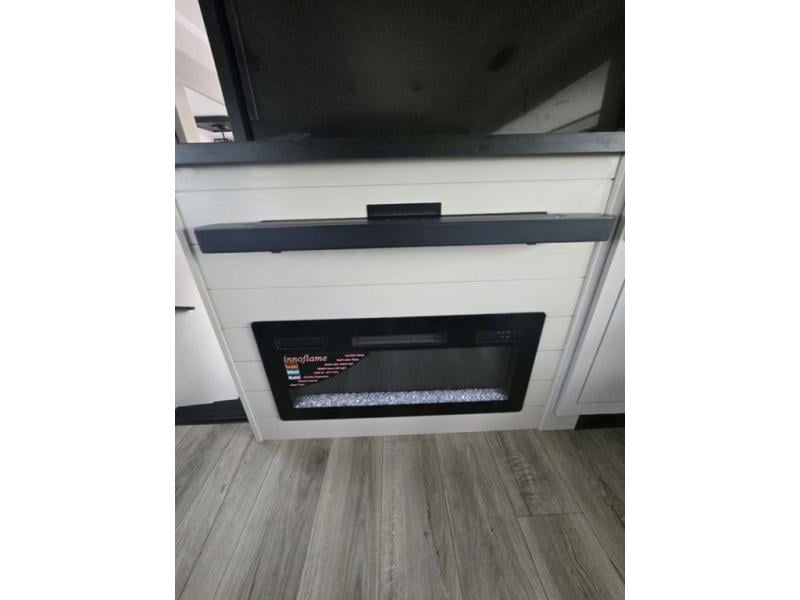 New 2026 Jayco North Point 382FLRB - photo - 55