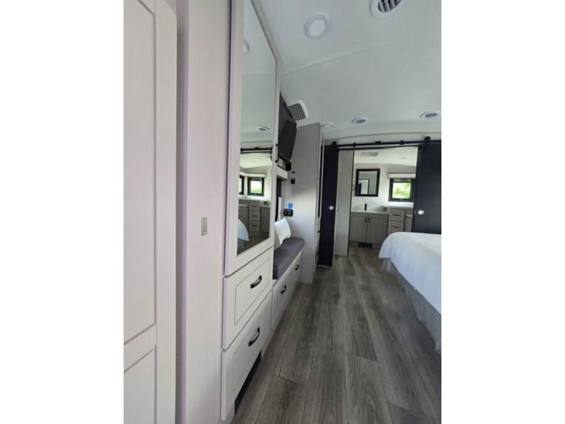 New 2026 Jayco North Point 382FLRB - photo - 60