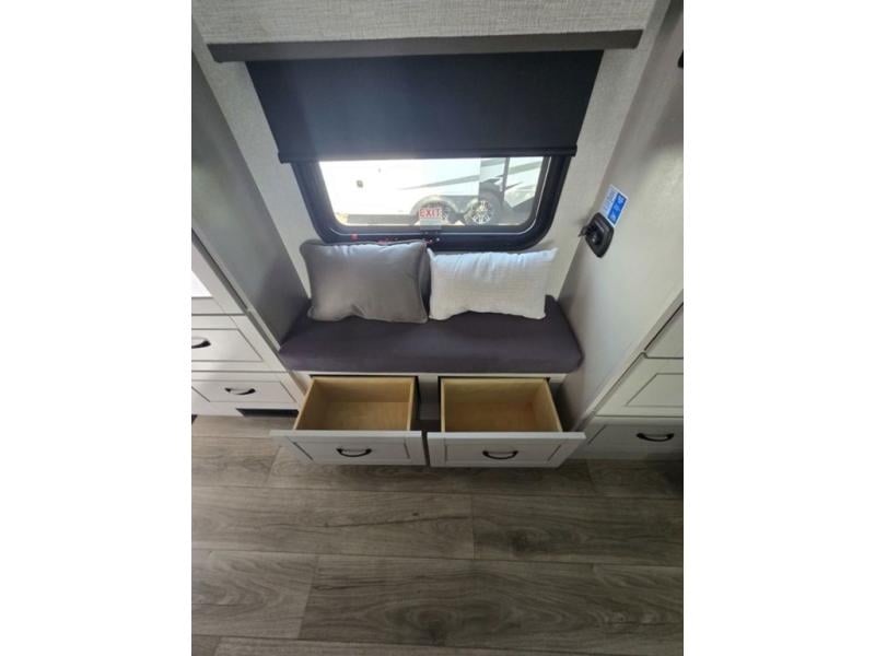 New 2026 Jayco North Point 382FLRB - photo - 64