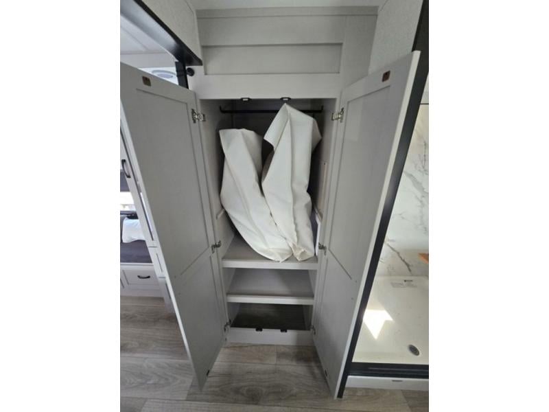 New 2026 Jayco North Point 382FLRB - photo - 70