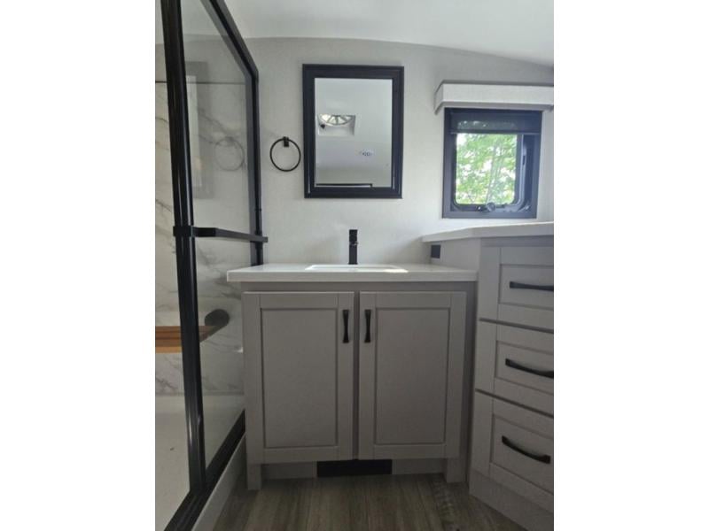 New 2026 Jayco North Point 382FLRB - photo - 73