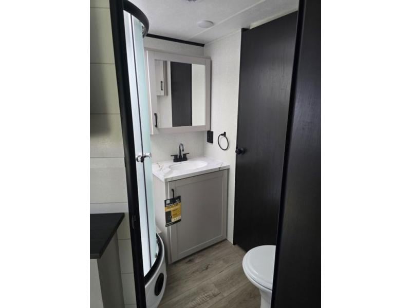 New 2026 Jayco Jay Feather 24FK - photo - 34