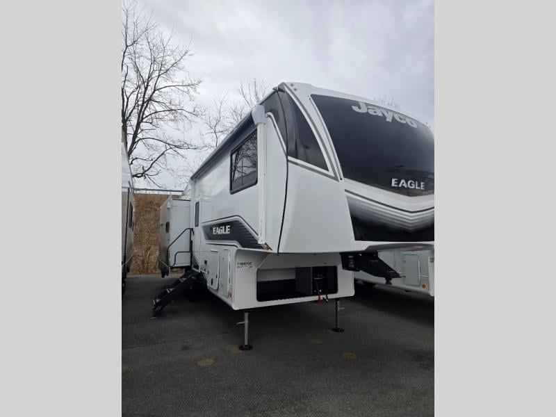 New 2026 Jayco Eagle HT 28CRT - photo - 0