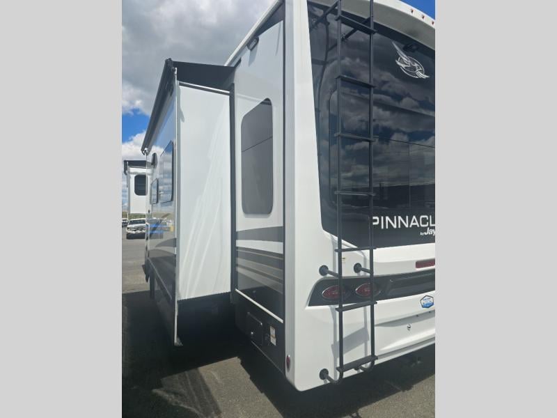 New 2026 Jayco Pinnacle 32RLTS - photo - 15