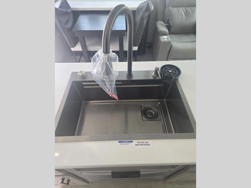 New 2026 Jayco Pinnacle 32RLTS - photo - 55