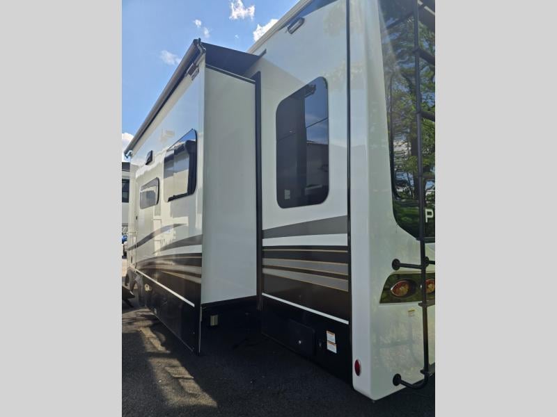 New 2026 Jayco Pinnacle 36FBTS - photo - 11
