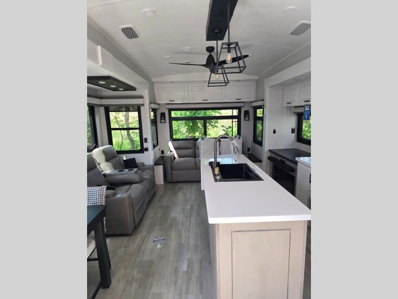 New 2026 Jayco Pinnacle 36FBTS - photo - 22