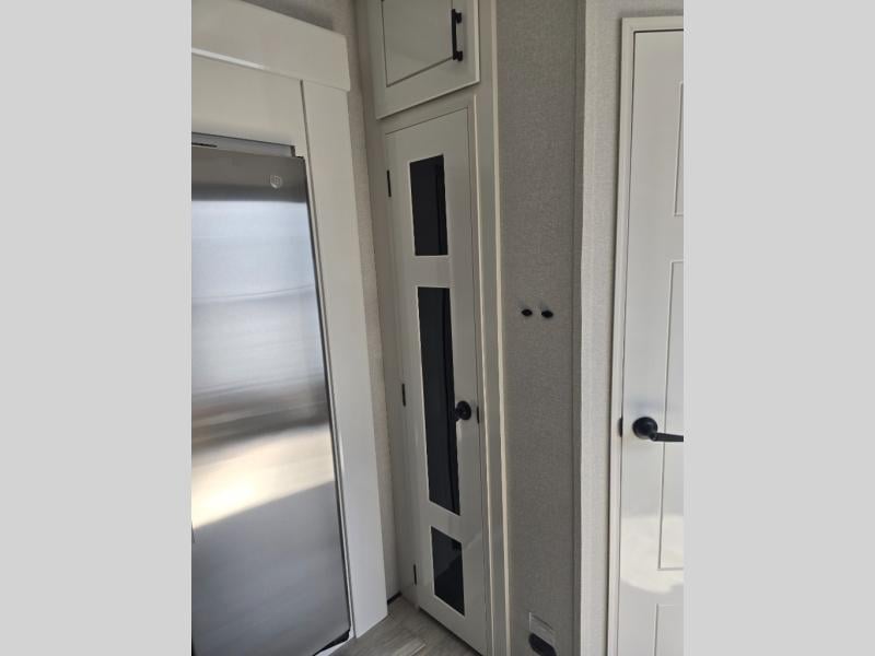 New 2026 Jayco Pinnacle 36FBTS - photo - 32