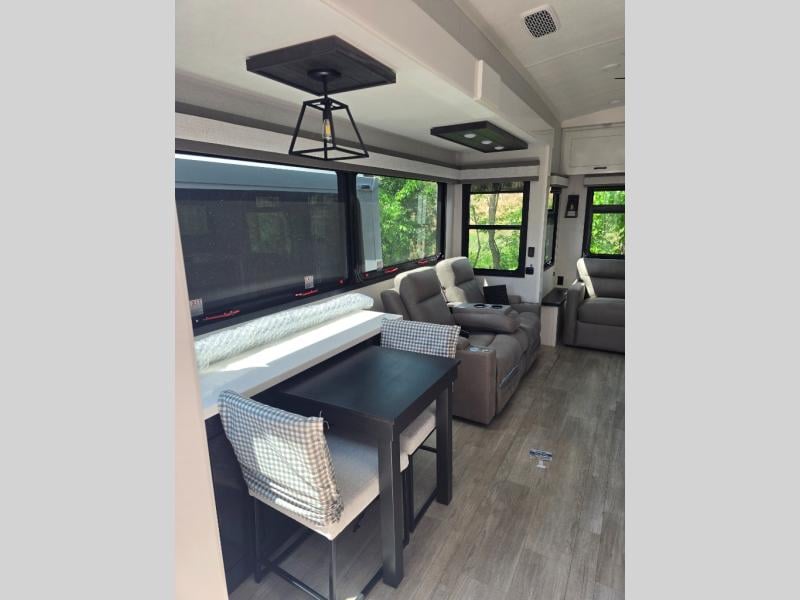 New 2026 Jayco Pinnacle 36FBTS - photo - 23