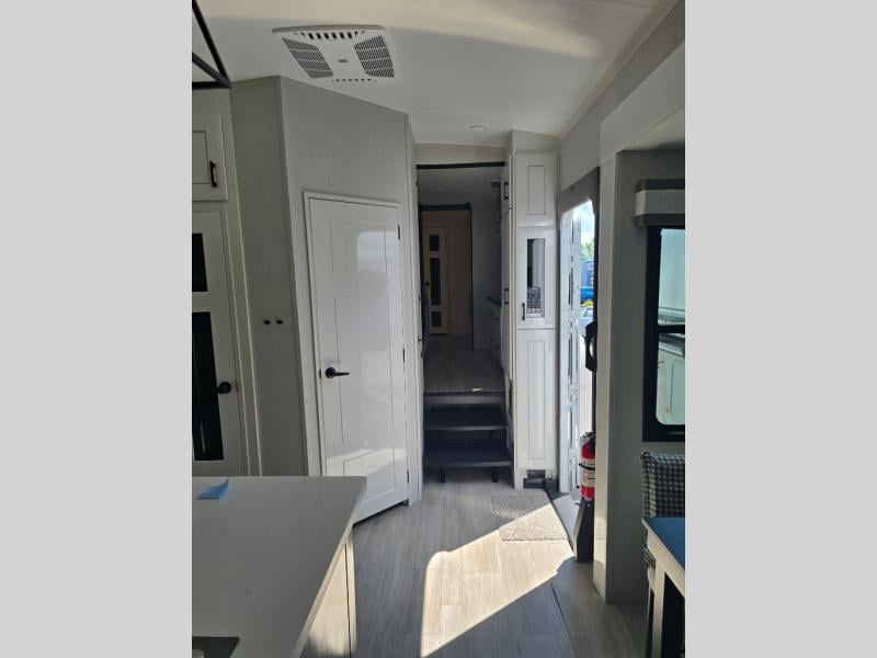 New 2026 Jayco Pinnacle 36FBTS - photo - 60