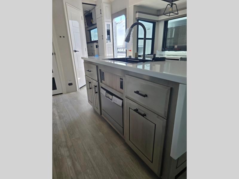 New 2026 Jayco Pinnacle 36FBTS - photo - 47