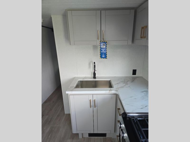 New 2027 Jayco JAY FEATHER AIR SL 25RLSL - photo - 21