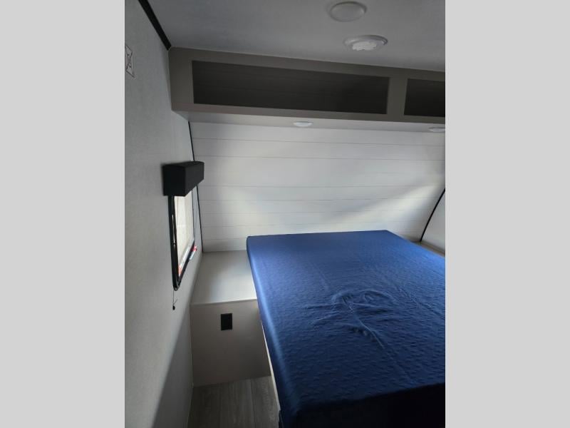 New 2027 Jayco JAY FEATHER AIR SL 25RLSL - photo - 37