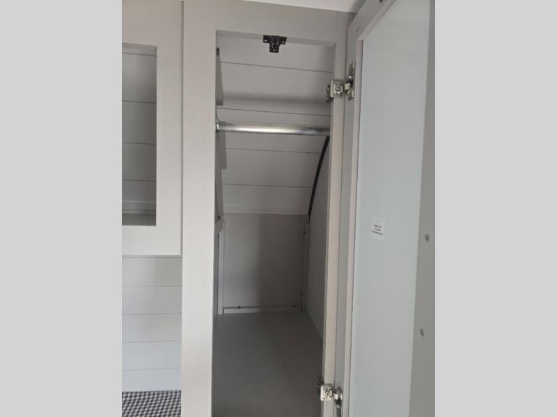 New 2027 Jayco Jay Flight 175BH - photo - 37