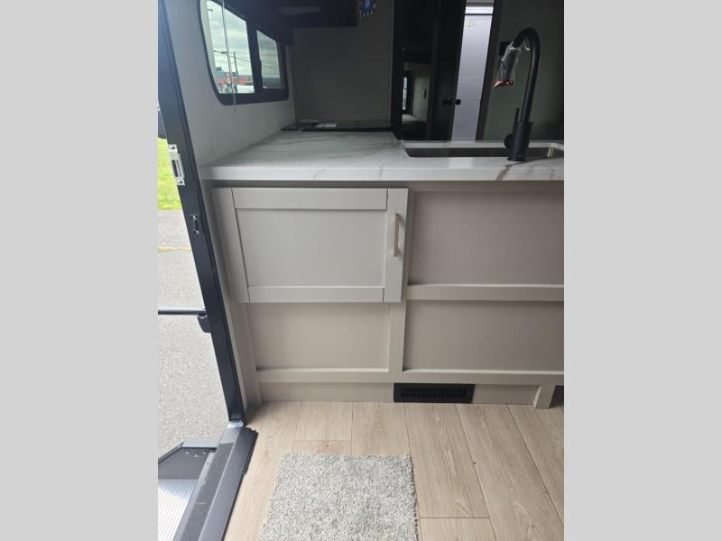 New 2027 Jayco Jay Feather SL 26BHSL - photo - 46