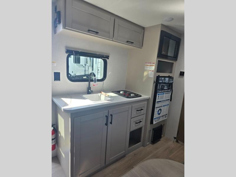 New 2027 Jayco Jay Flight 170BH - photo - 12