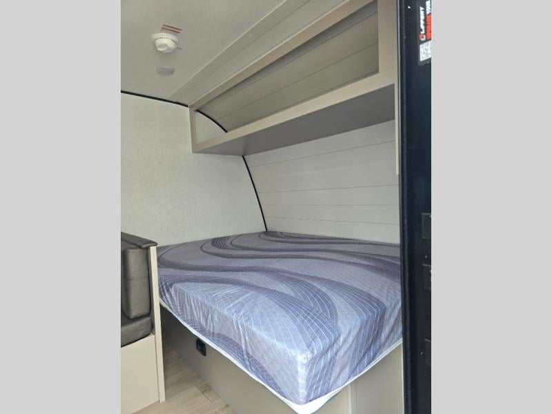 New 2027 Jayco Jay Feather Air SL 17BHSL - photo - 9
