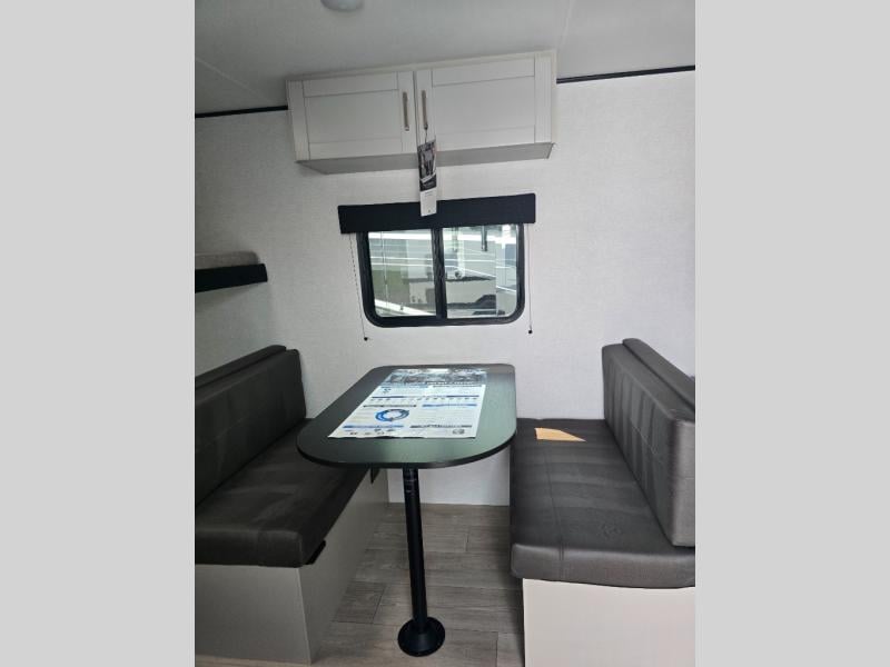 New 2027 Jayco Jay Feather Air SL 17BHSL - photo - 10