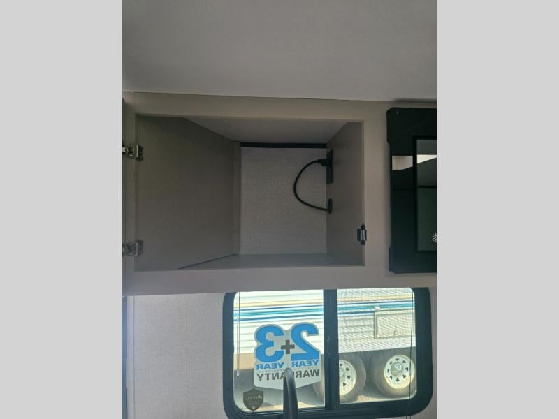 New 2027 Jayco Jay Feather Air SL 17BHSL - photo - 14