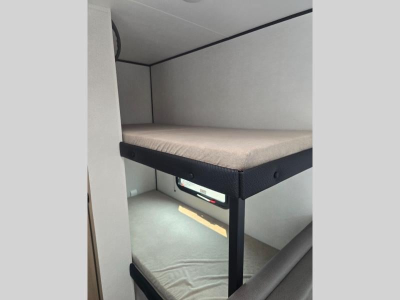 New 2027 Jayco Jay Feather Air SL 17BHSL - photo - 23