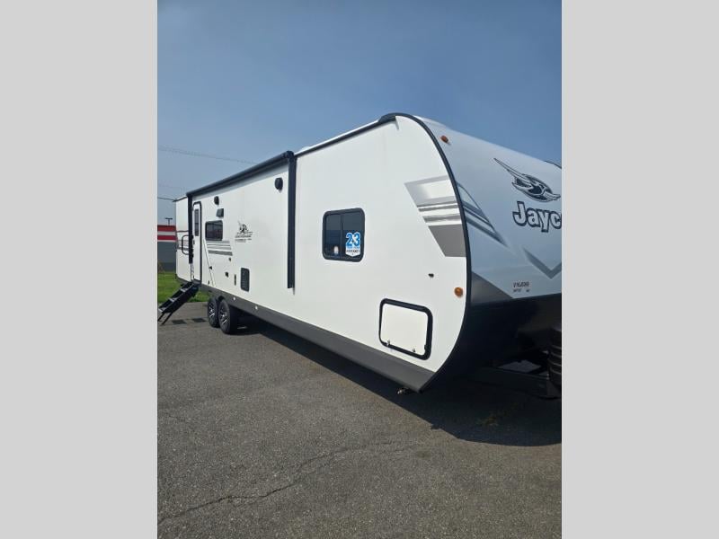 New 2027 Jayco Jay Flight 295TBS - photo - 0
