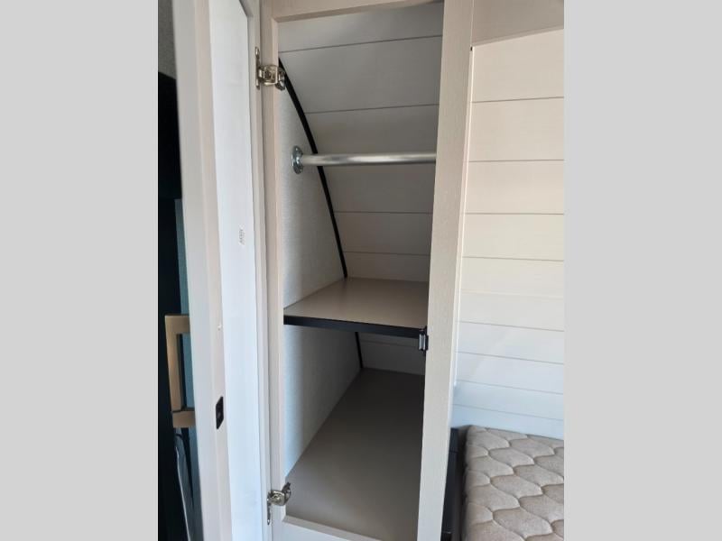 New 2027 Jayco Jay Feather 19MRK - photo - 41