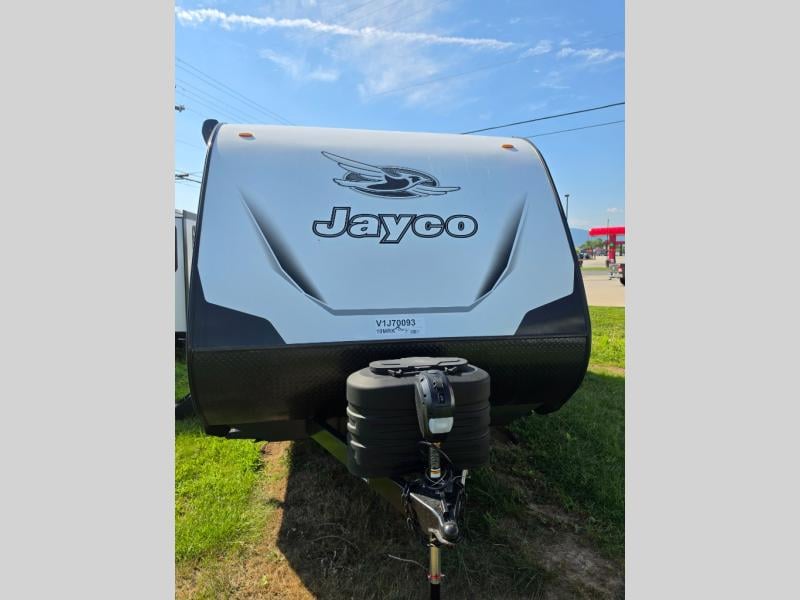 New 2027 Jayco Jay Feather 19MRK - photo - 1