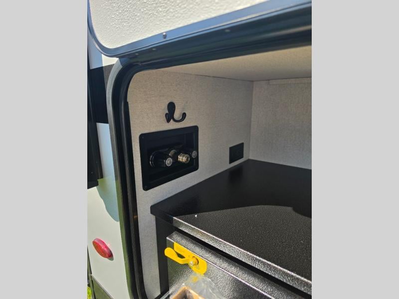 New 2027 Jayco Jay Feather 21MBH - photo - 6