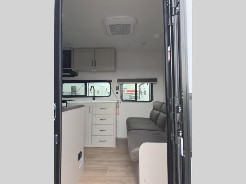 New 2027 Jayco Jay Flight 260BH - photo - 10