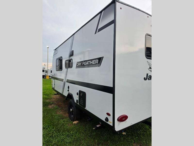 New 2027 Jayco Jay Feather Air 15MRB - photo - 8