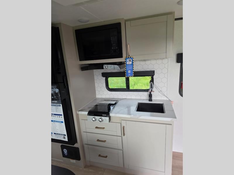 New 2027 Jayco Jay Feather Air 15MRB - photo - 13