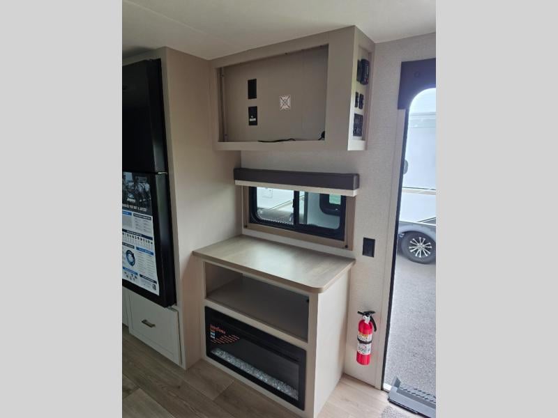 New 2027 Jayco Jay Flight 335BHS - photo - 23