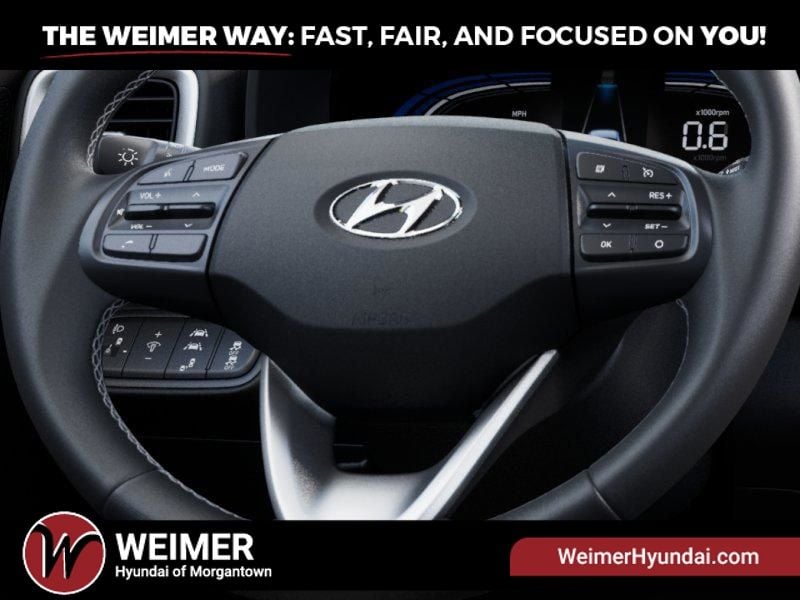New 2025 Hyundai Venue SEL - photo - 14