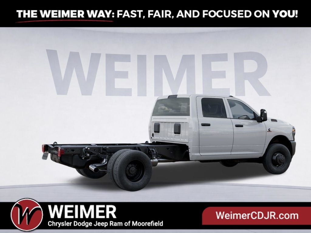 New 2026 Ram 3500 Tradesman - photo - 3